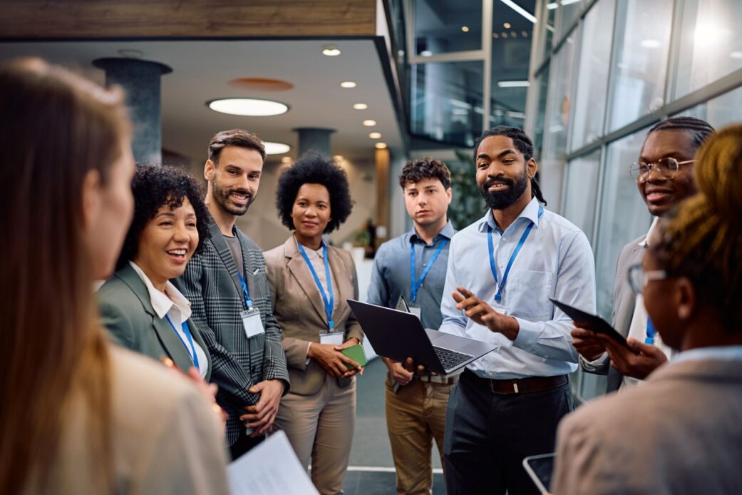 Interaktives Online-Training „effektive Meetings gestalten“ unterstützt Fach- und Führungskräfte - Meetings im Unternehmen effektiver durchführen
